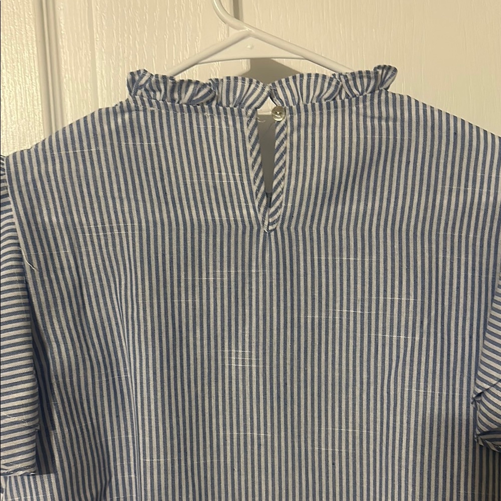 Blue Flutter Sleeve Ruffled Blouse - Picture 4 of 4